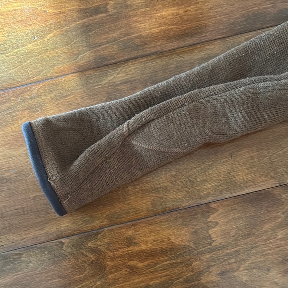 Patagonia Women’s S Brown Fleece Hooded Jacket - Picture 8 of 8